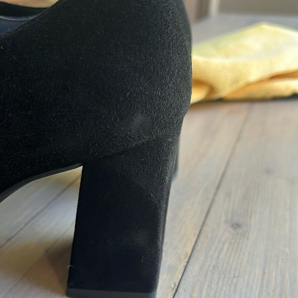 NIB. Paul Green Stacia Black Suede Ankle Bootie Size 6.5,7 - Picture 10 of 13